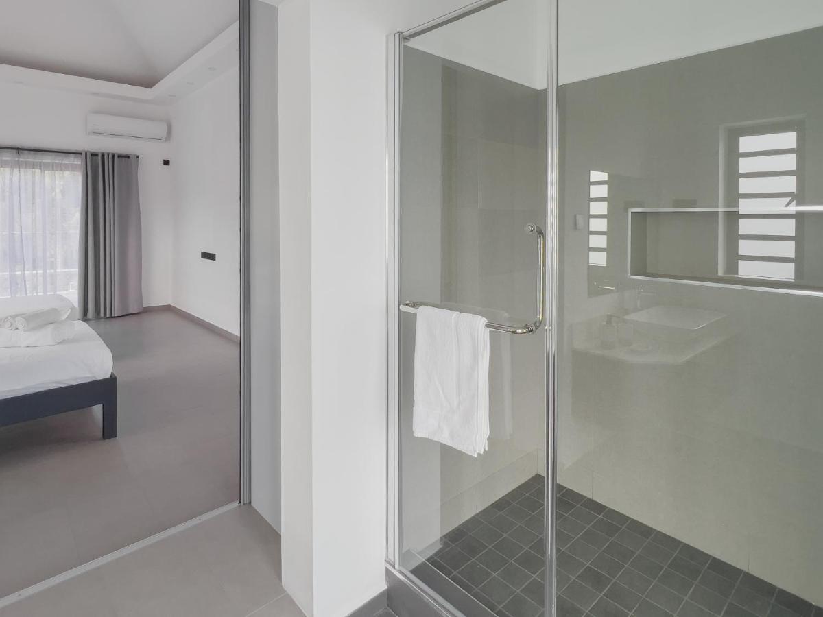Spacious 4 Bedrooms Villa With Infinity Pool 그란데 바이예 외부 사진
